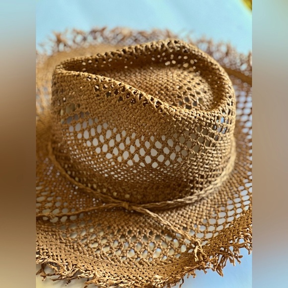 TREASURE AND BOND FRAYED STRAW COWBOY HAT OS NATURAL TAN NWOT